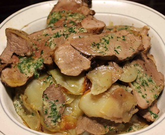 Lammrostbiff, potatis och vitlökssmör i ugn