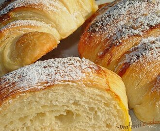 I miei croissant con .......... la ricetta dei croissant francesi di Paoletta