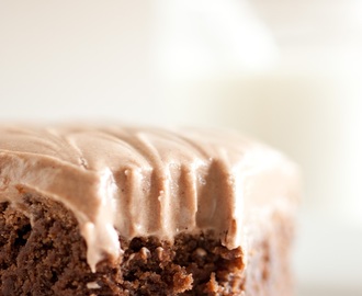 Old Fashioned Ultra Chewy Brownies with Chocolate Cream Cheese Frosting