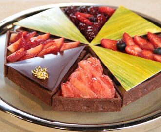 Tarta de chocolate y frutos rojos (Osvaldo Gross)