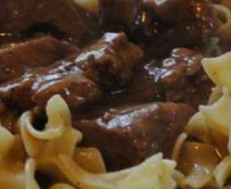 Why Would You Cook Beef Tips In Your Slow Cooker? Because It’s AWESOME!