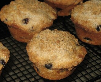 Fresh Blueberry Muffins with Streusel