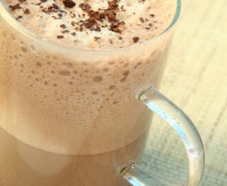 Varm choklad med soja- eller havre mjölk