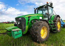 Børnetæppe - Grøn traktor - 100x140 cm - Blødt og lækkert Fleece tæppe - Borg Living