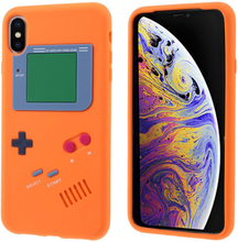 iPhone Xs Max beskyttelses deksel av silikon med 3D game boy utseende - oransj