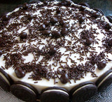 tarta de chocolate blanco y galletas