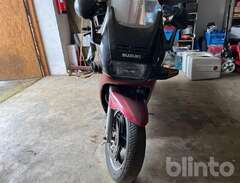 Motorcykel/Moped SUZUKI GSX...