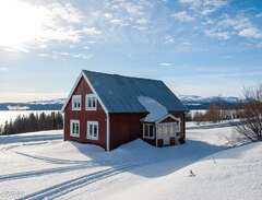 Hus med utsikt i Stora Blåsjön