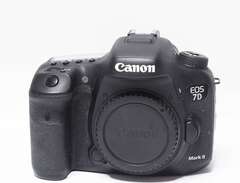 Canon 7D Mark II - 0207028129