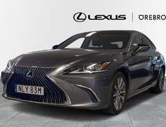 Lexus ES 300h Limited Editi...