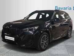 BMW iX1 xDrive 30 / M-Sport...
