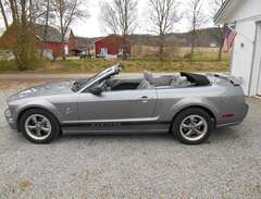 Ford Mustang GT 4,6i Conver...