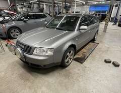 Audi A6 Avant 2.4 V6 quattr...