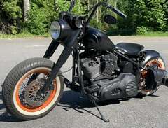 Harley Davidson Bobber (Fat...