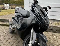 Moped Yamaha Aerox