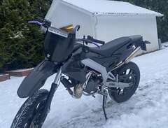 Cross moped Aprilia sx50