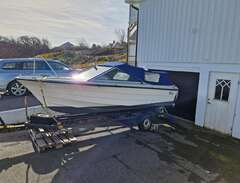 CORONET 17 RUNABOUT med Vol...
