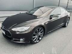 Tesla Model S 85 Free Super...
