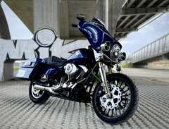 Harley Davidson Ultra Glide...