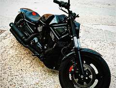Harley-Davidson V Rod Night...