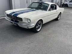 Ford Mustang Fastback -66