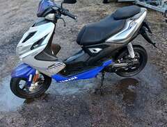 Moped Yamaha Aerox 2015 2-takt