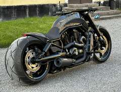 Harley-Davidson V Rod Custo...