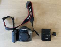 Canon 7D digital camera wit...