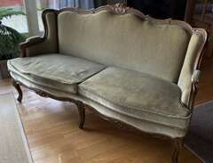 gammaldags soffa