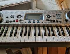 Keyboard 670