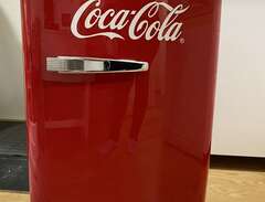 Ny smeg kylskåpet med coca-...