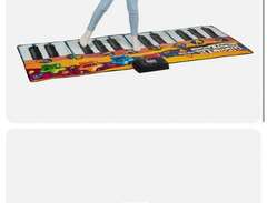 Gigantic Keyboard playmat p...