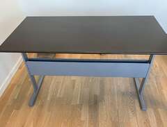 Skrivbord, Ikea Fredrik. 13...