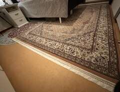 2 persiska mattor till salu