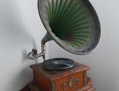 Trattgrammofon grön vintage...