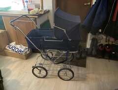 Retro barnvagn sittvagn