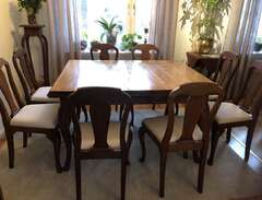 Matsalsmöbel – bord, 8 stol...