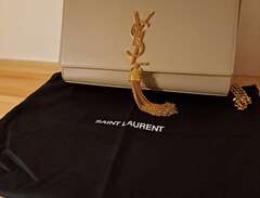 Yves Saint Laurent Kate med...