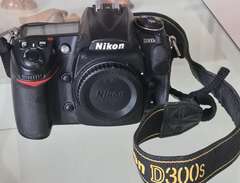 Nikon D 300 S