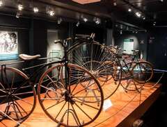 Cyklar gamla antika orginal...