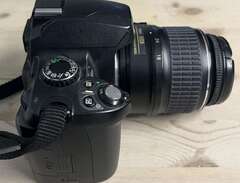 Nikon D40 med 18-55 mm Nikk...