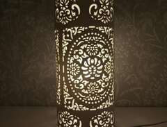 Snygg lampa från Indiska, p...