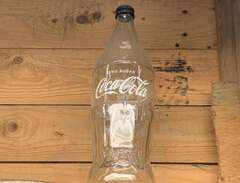 coca cola zero-flaska i glas