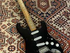 Fender Stratocaster 50s Roa...