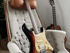 Fender American Deluxe Stra...