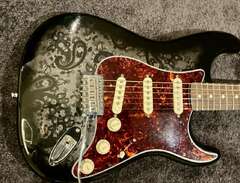 Fender stratocaster FSR Bla...