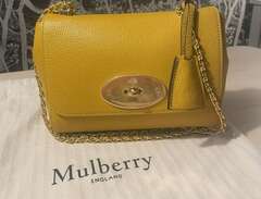 Mulberry Lily i Deep Amber...