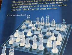 schackspel av glas