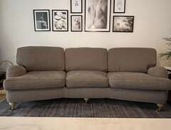 Oxford delux soffa från Mio