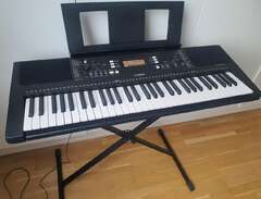 Yamaha PSR E363 Keyboard